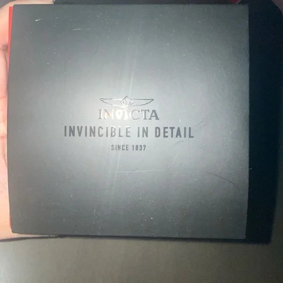 Invicta Silver Watch with Yellow Tag - Picture 8 of 8
